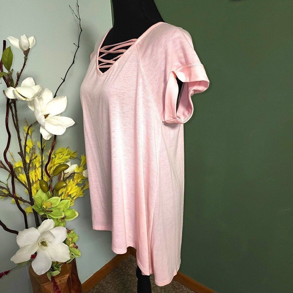 No Boundraries Size L Peony Nb Flange Lace Tee High Low